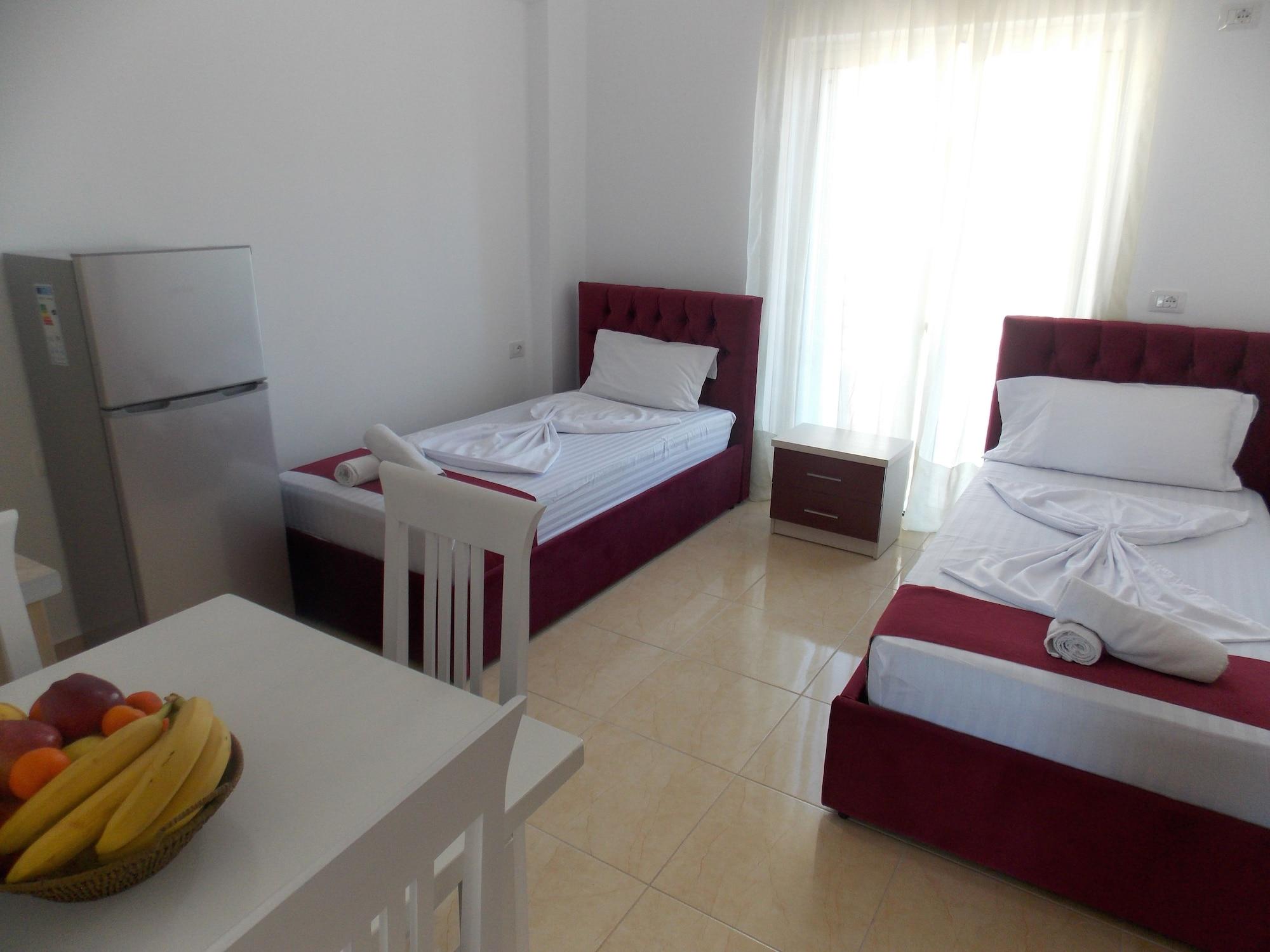 Afrimi Relax Apartments Sarande Bagian luar foto