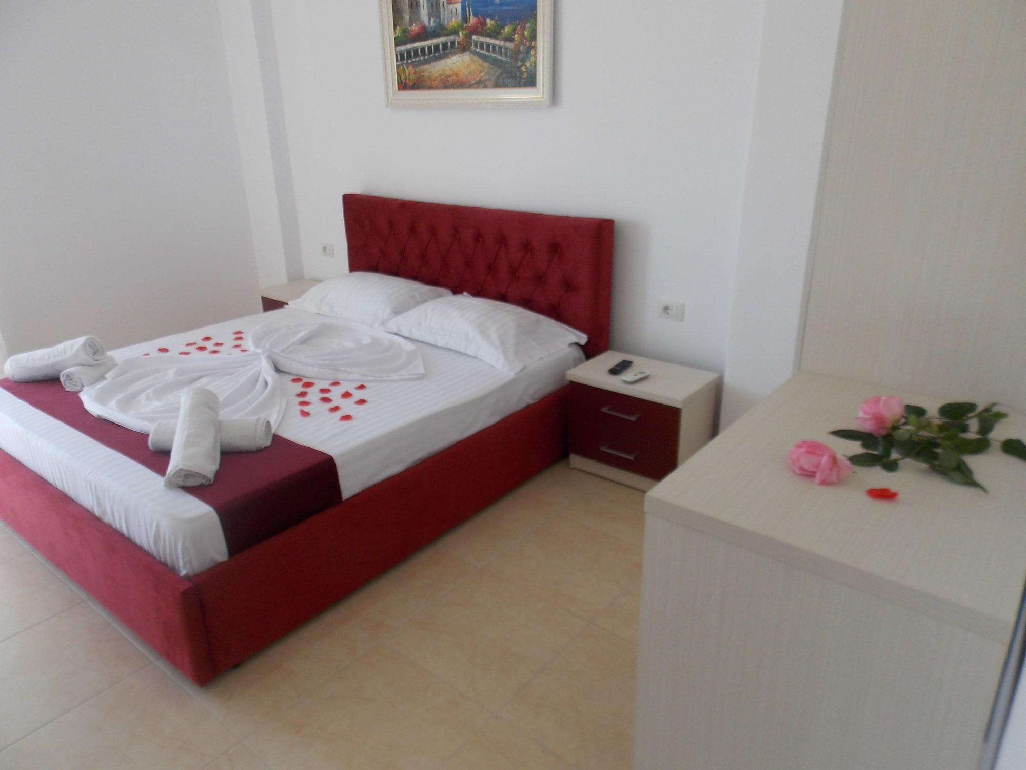 Afrimi Relax Apartments Sarande Bagian luar foto