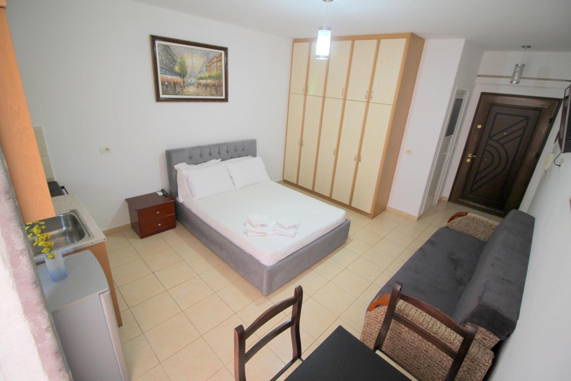 Afrimi Relax Apartments Sarande Bagian luar foto