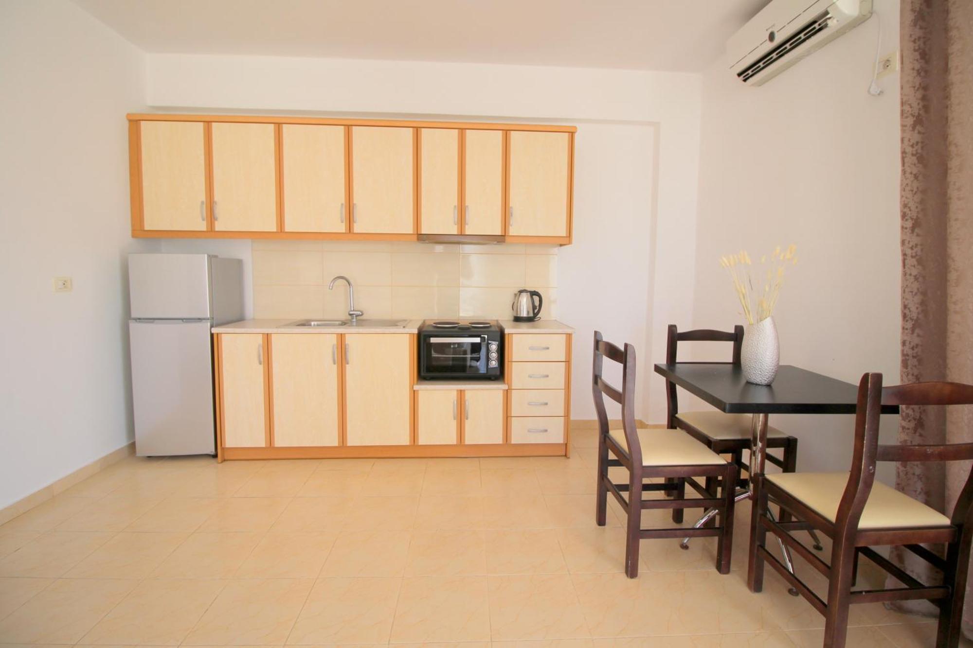 Afrimi Relax Apartments Sarande Bagian luar foto