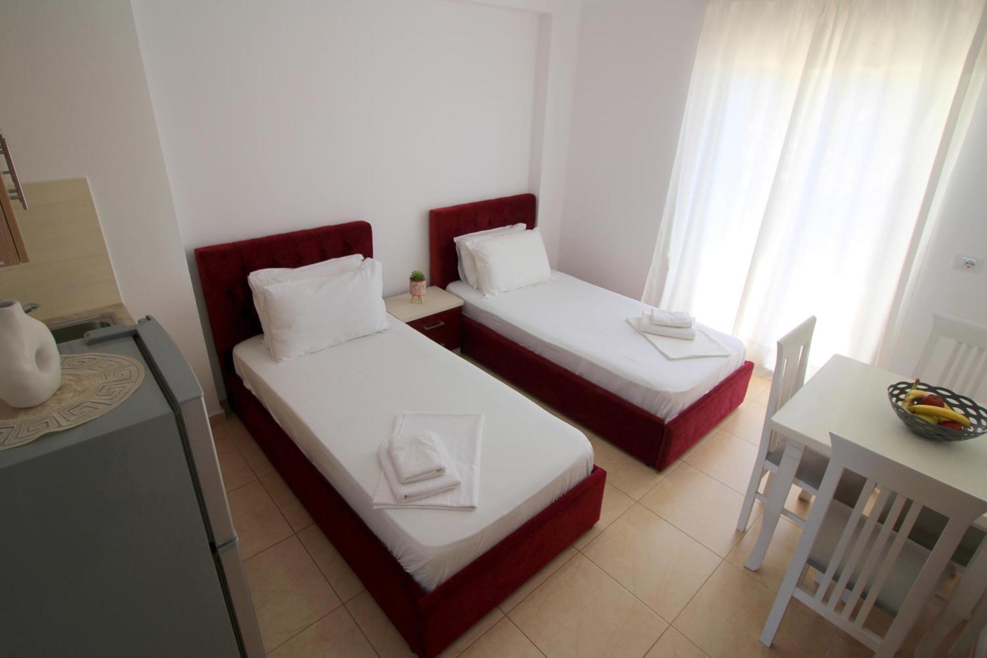 Afrimi Relax Apartments Sarande Bagian luar foto